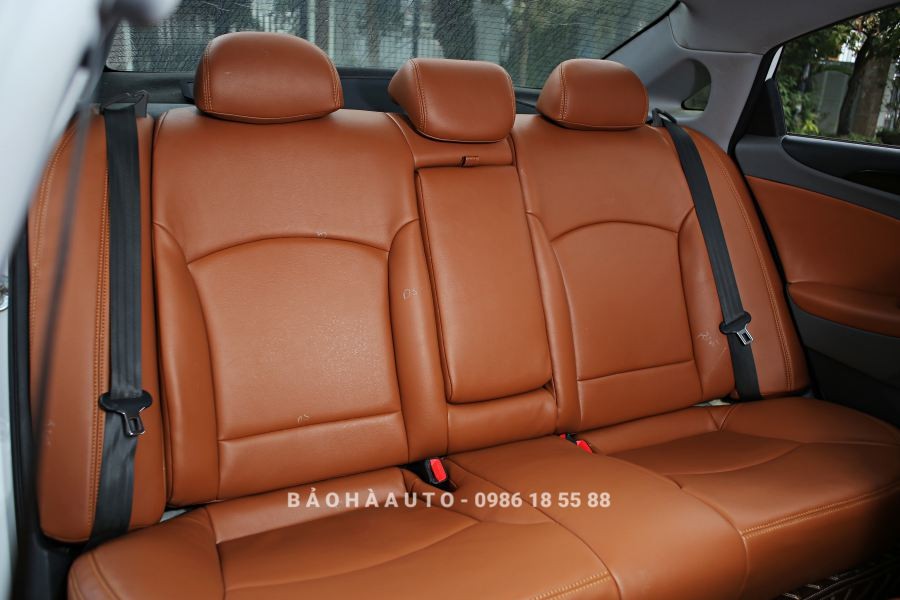 boc-ghe-da-hyundai-4-1 Bọc ghế da Hyundai. Tân trang nội thất cho dòng xe huyền thoại