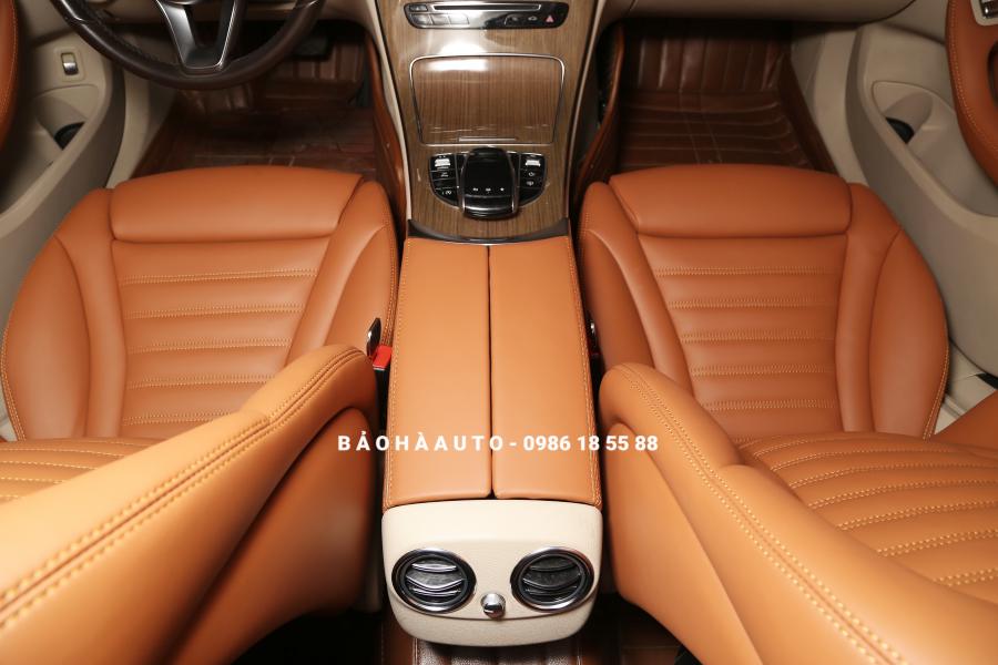 boc-ghe-da-mercedes-benz-3 Bọc ghế da Mercedes-Benz. Lột xác tăng sang cho xe thêm đẳng cấp