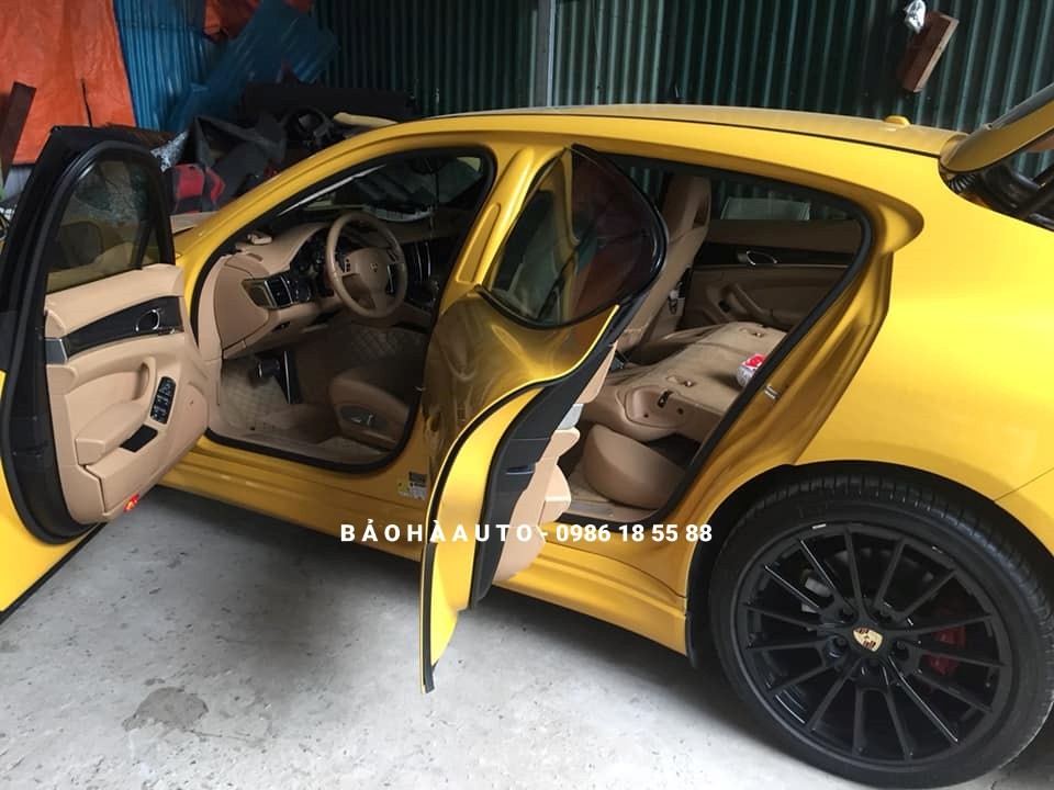 boc-ghe-da-porsche-cao-cap-4 Bọc ghế da Porsche cao cấp. Đổi chất cho mẫu xe sang thể thao hiện đại