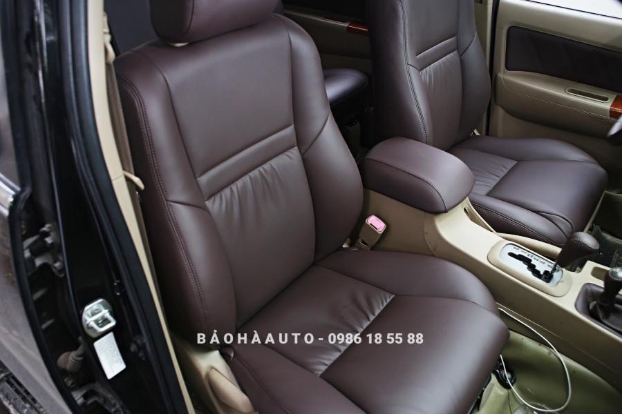 boc-ghe-da-toyota-1 Bọc ghế da Toyota cao cấp. Nâng tầm đẳng cấp xế cưng
